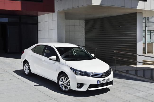 YEN TOYOTA COROLLA AYRINTILI RESM GALERS