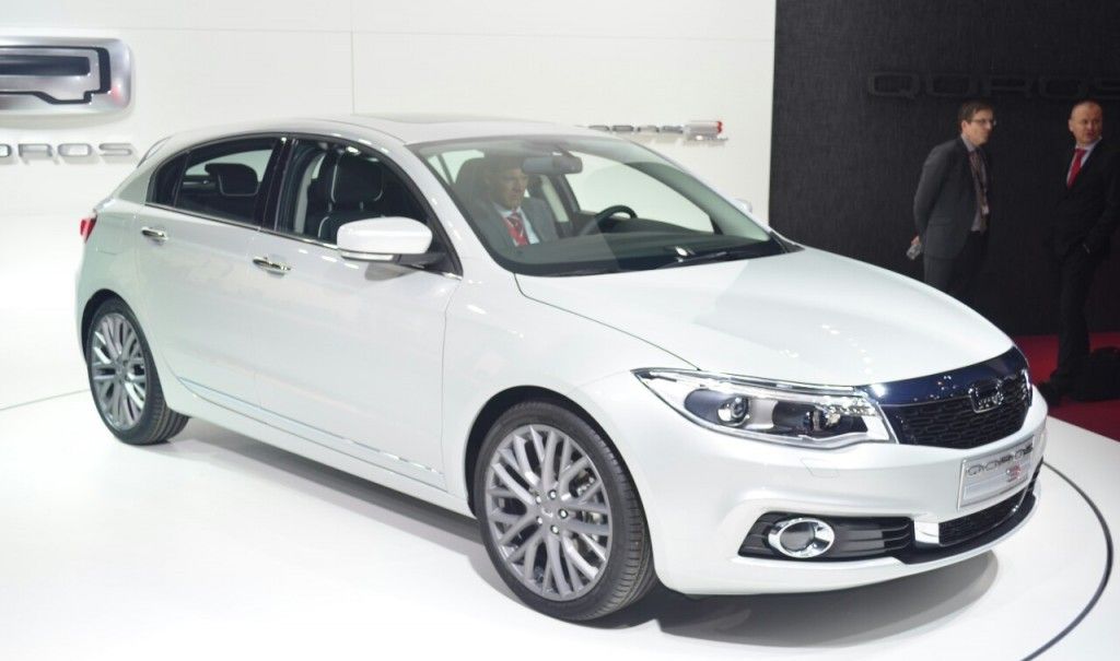 YEN QOROS 3 HATCHBACK CENEVRE RESM GALERS