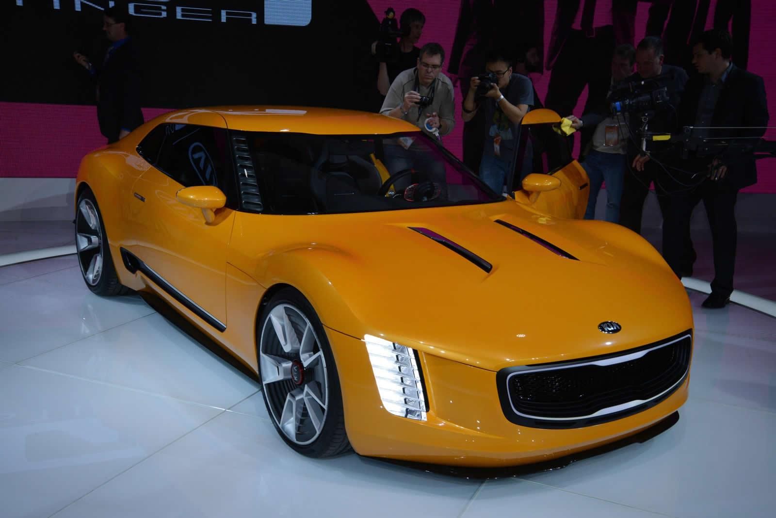 KA GT4 STNGER CONCEPT RESM GALERS