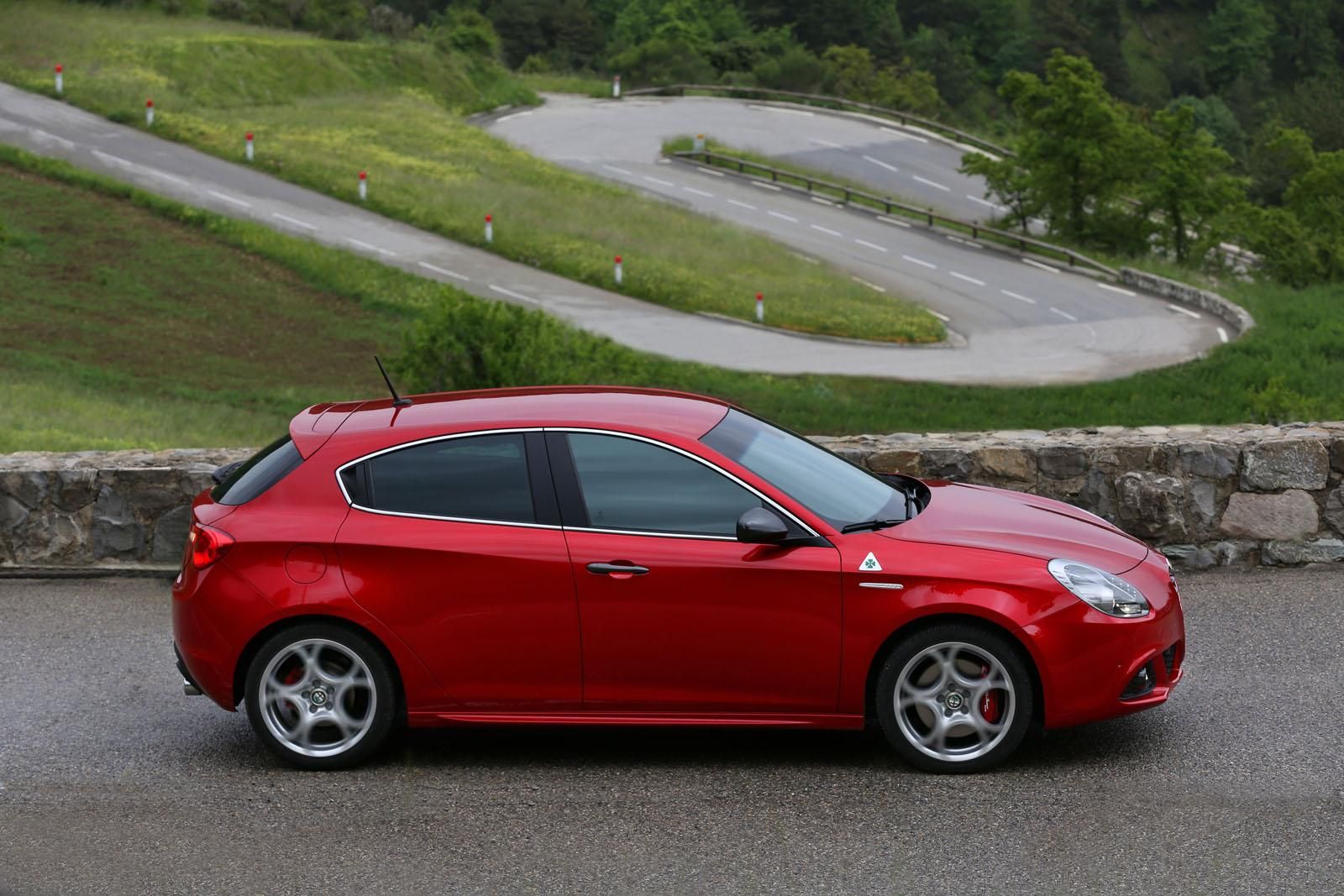 2014 ALFA ROMEO GULETTA QUADRFOGLO VERDE RESM GALERS