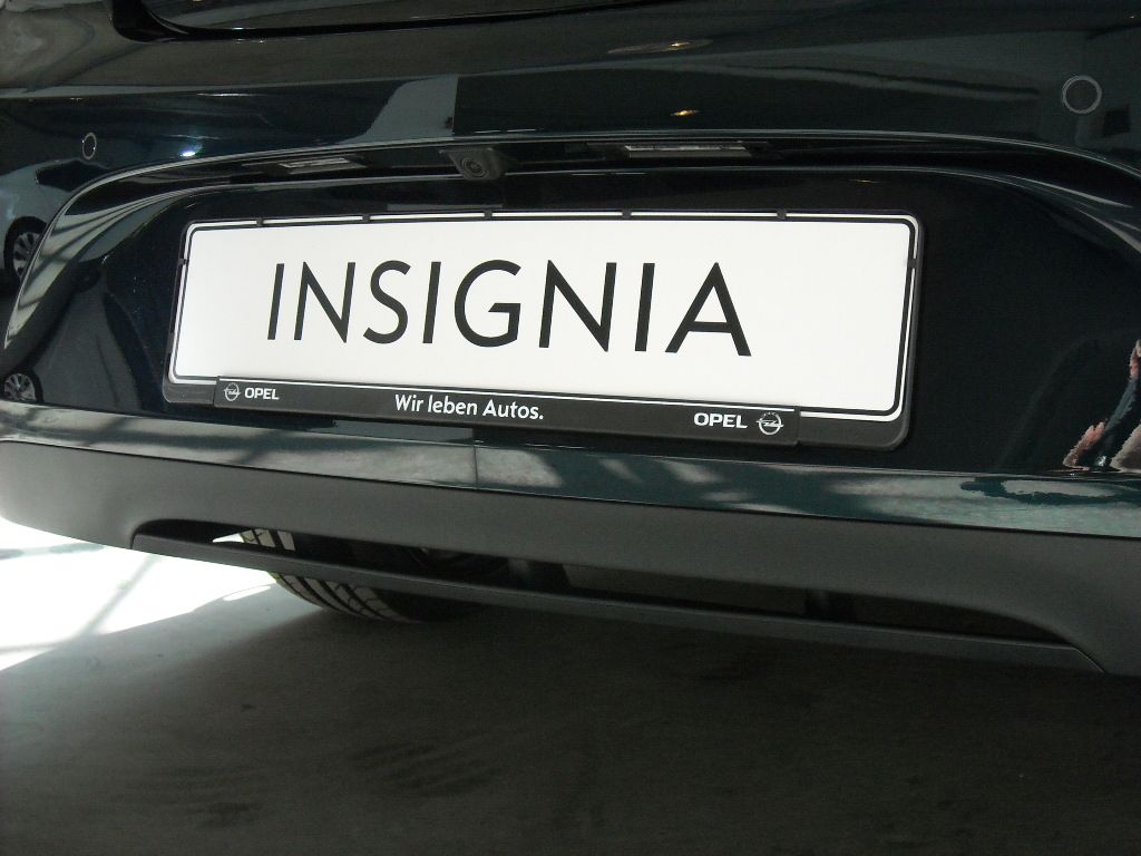 YEN MAKYAJLI OPEL NSGNA DI GRNM RESMLER