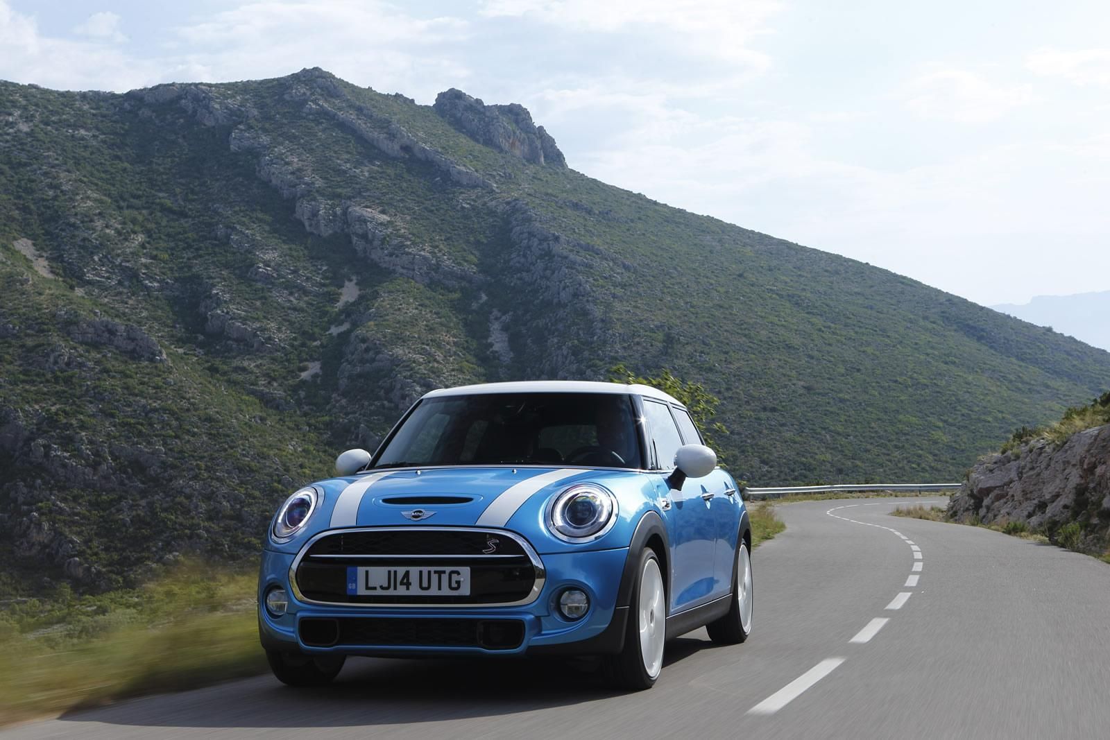 YEN BE KAPILI MN COOPER S DETAYLI RESM GALERS