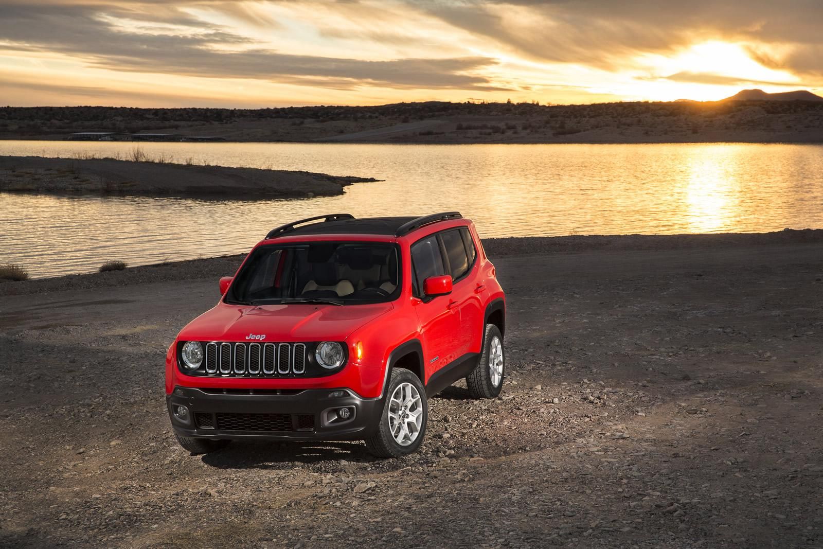 YEN JEEP RENEGADE DETAYLI RESM GALERS