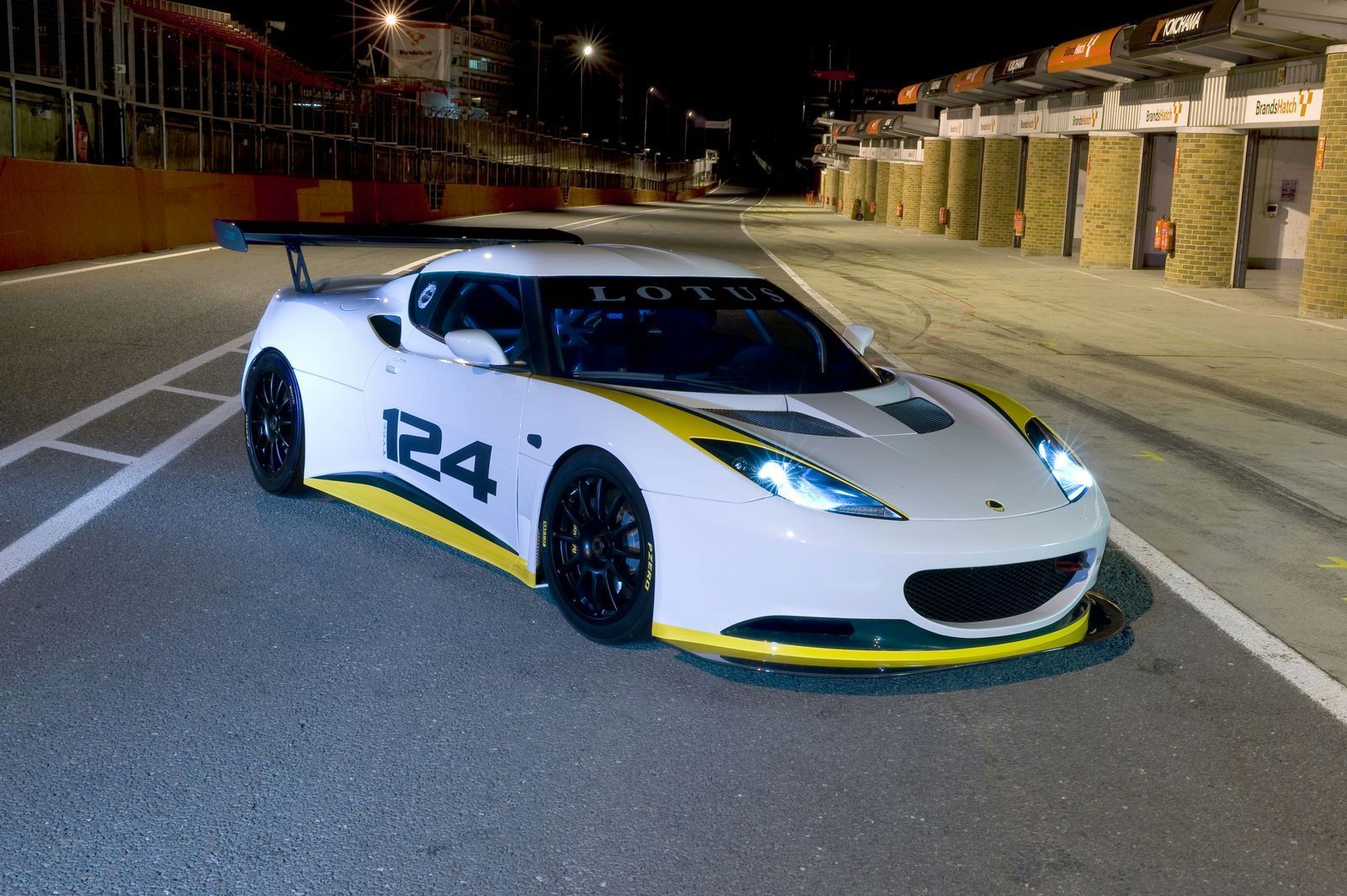 LOTUS EVORA (2008) GALER