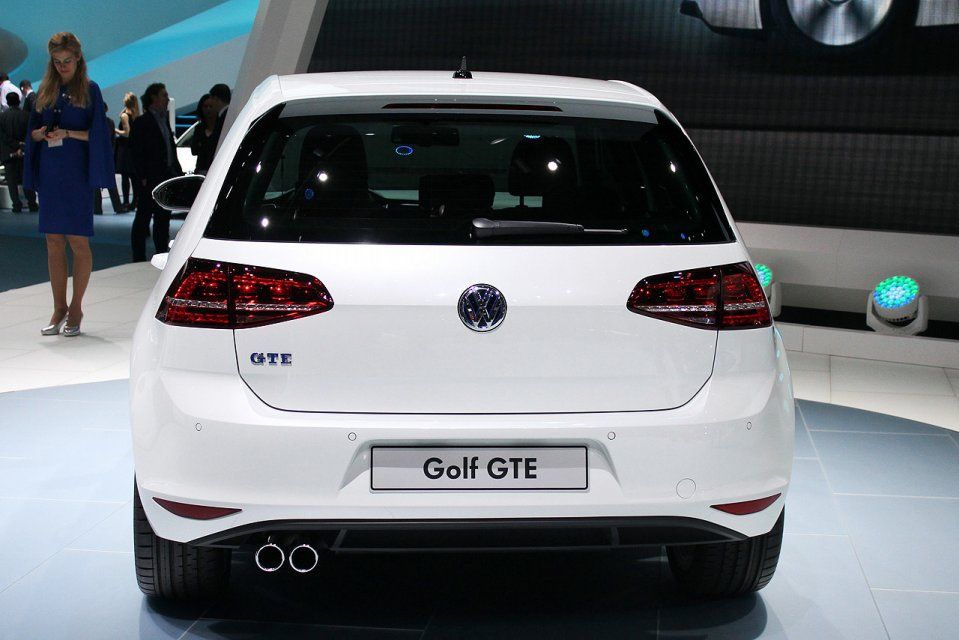 YEN VOLKSWAGEN GOLF GTE CENEVRE RESM GALERS