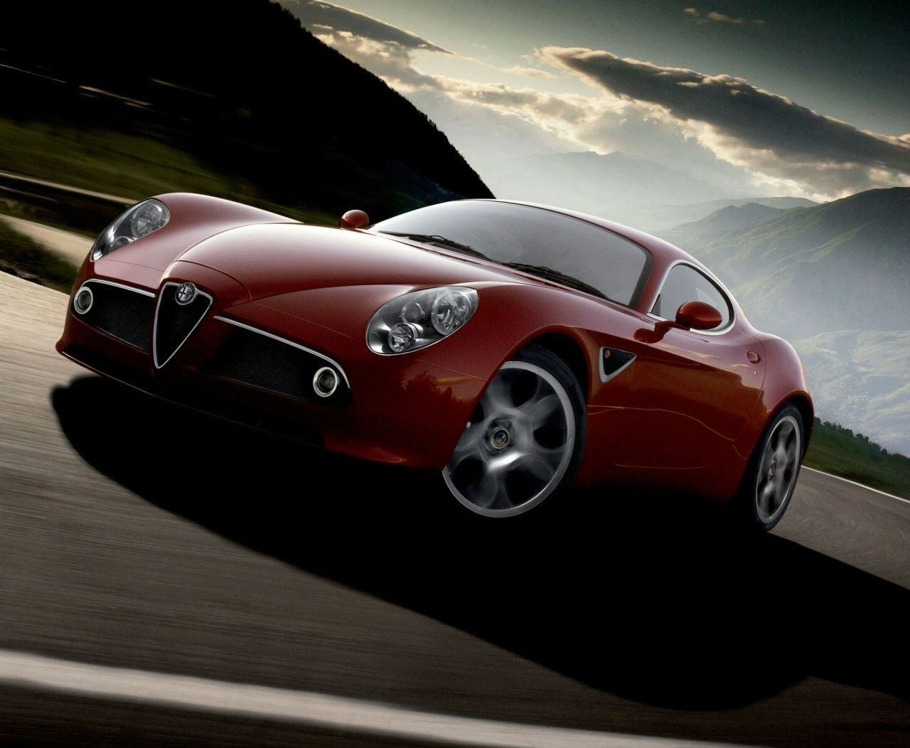 ALFA ROMEO 8C COMPETZONE GALER