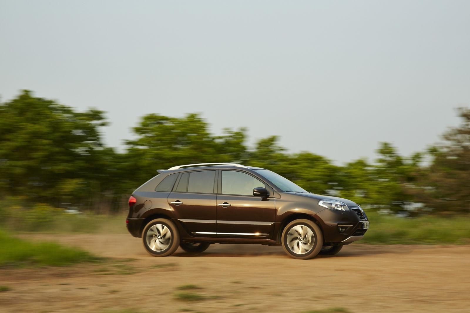YEN MAKYAJLI 2014 RENAULT KOLEOS GALER