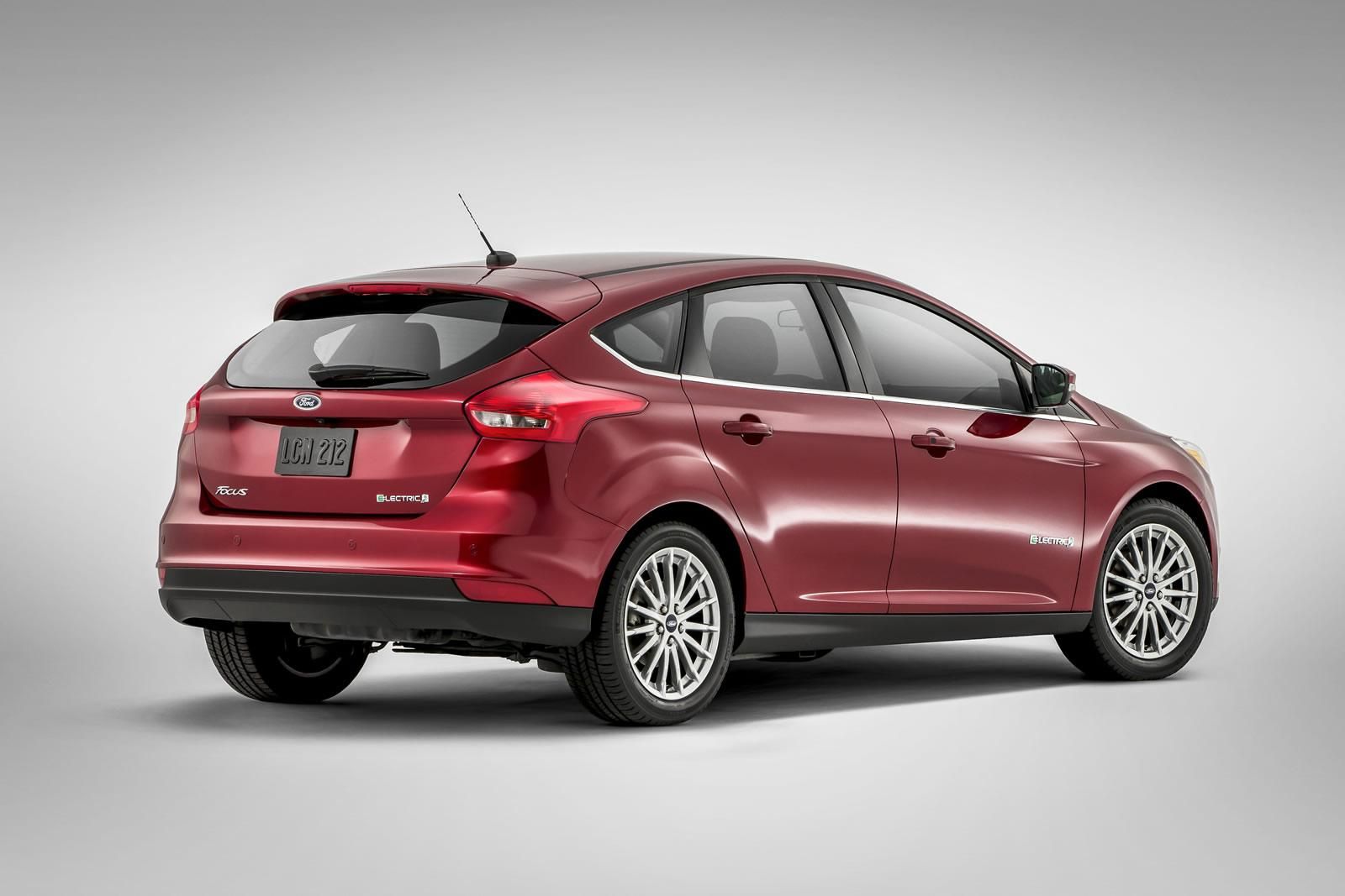 YEN 2015 FORD FOCUS ELECTRC AMERKAN VERSYON RESM GALERS