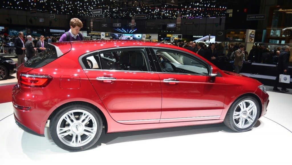 YEN QOROS 3 HATCHBACK CENEVRE RESM GALERS