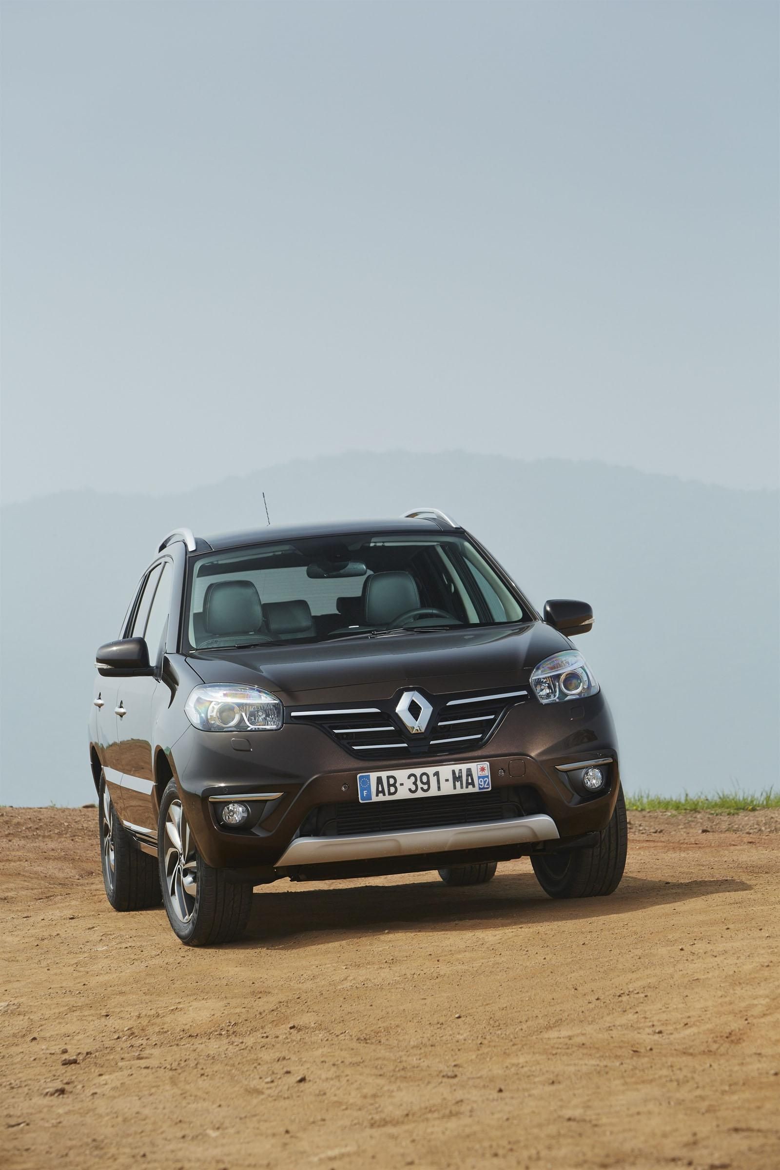 YEN MAKYAJLI 2014 RENAULT KOLEOS GALER