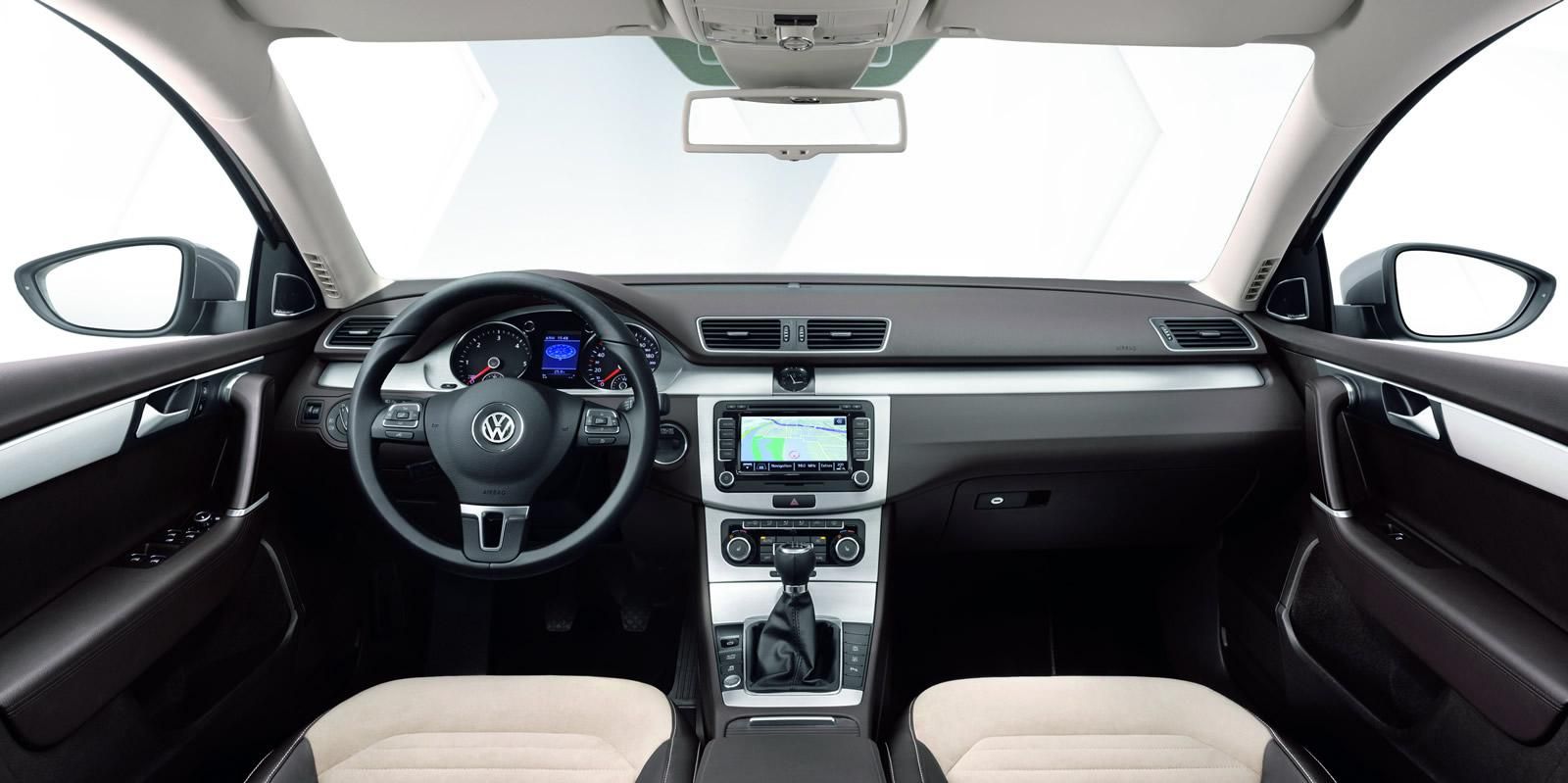 VOLKSWAGEN PASSAT GALER