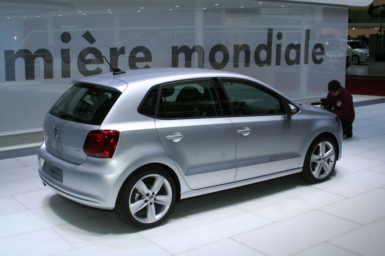 VOLKSWAGEN POLO GALER