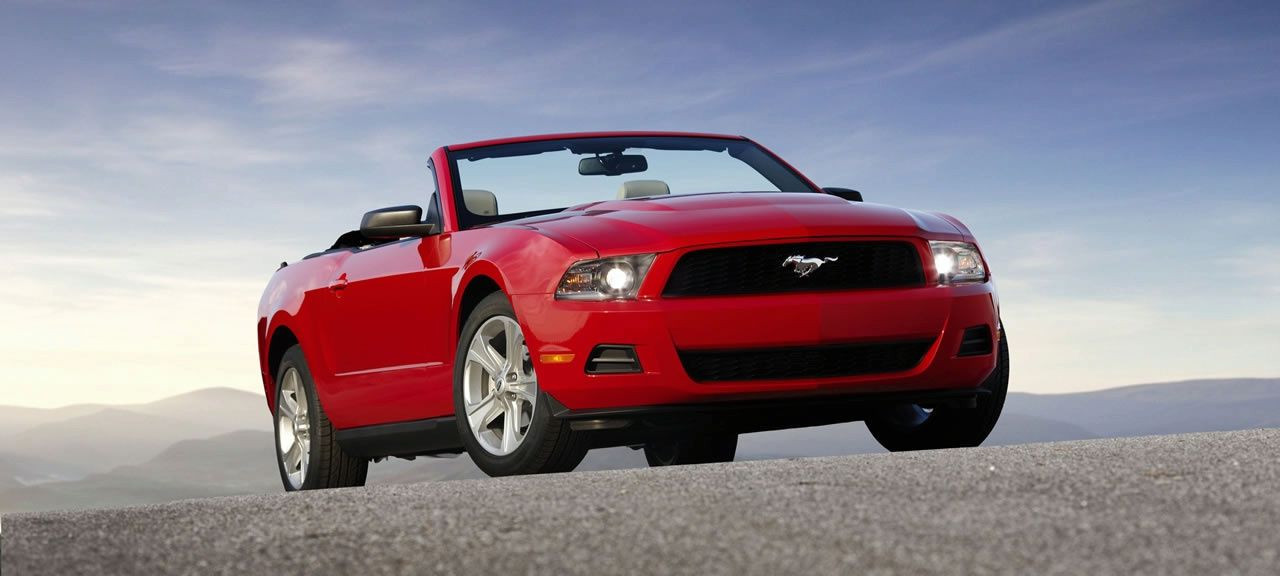 FORD MUSTANG (2010) GALER