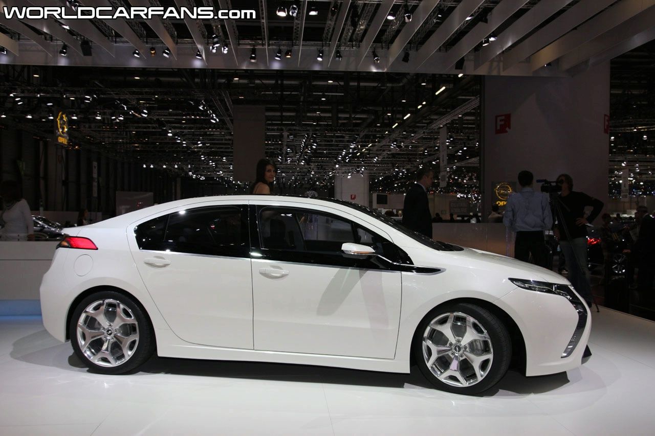 OPEL AMPERA GALER