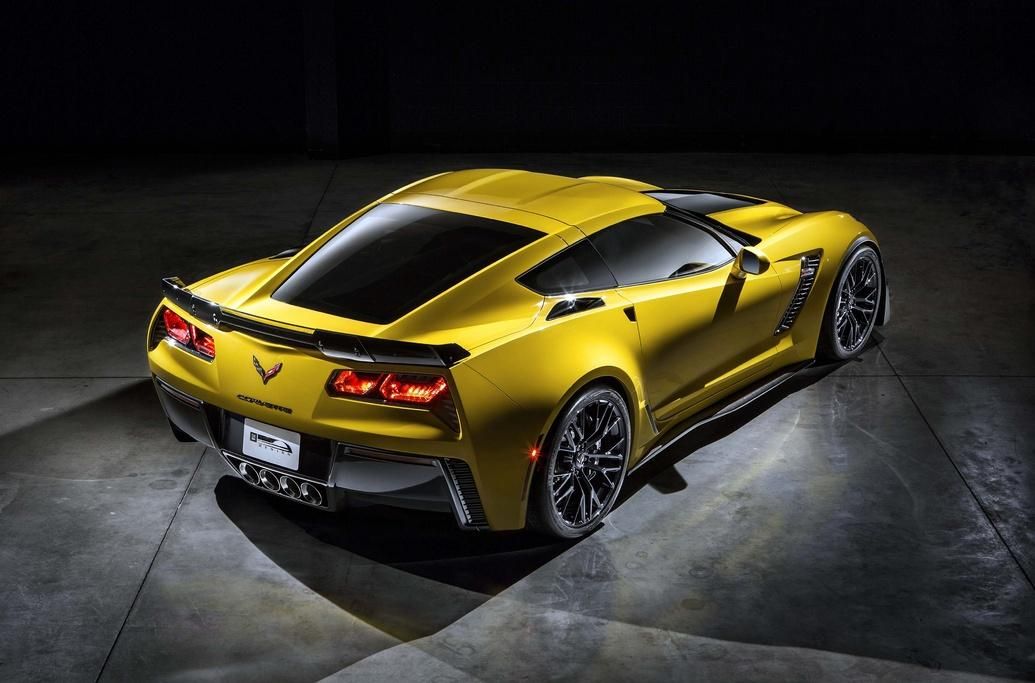 YEN 2015 CHEVROLET CORVETTE Z06 RESM GALERS