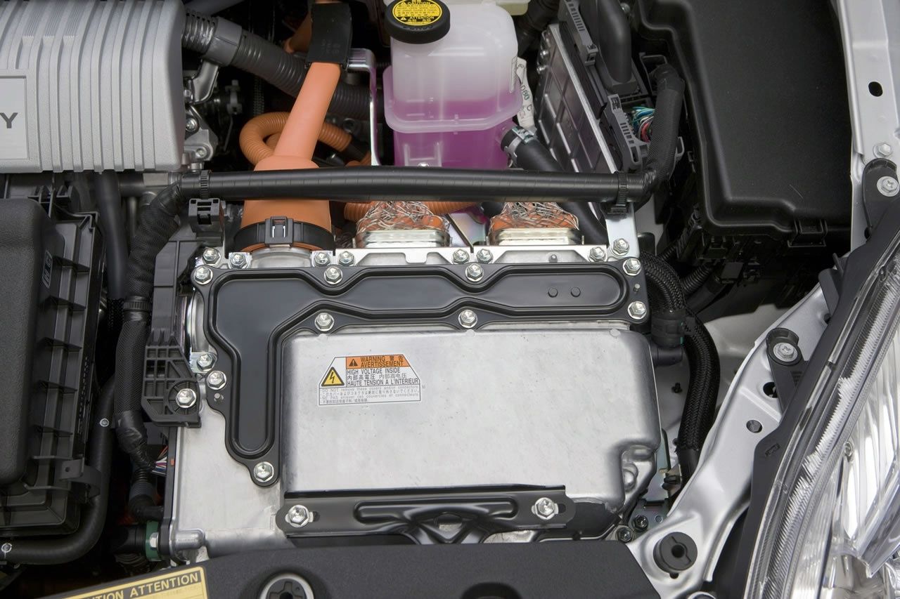 TOYOTA PRUS (2010) GALER