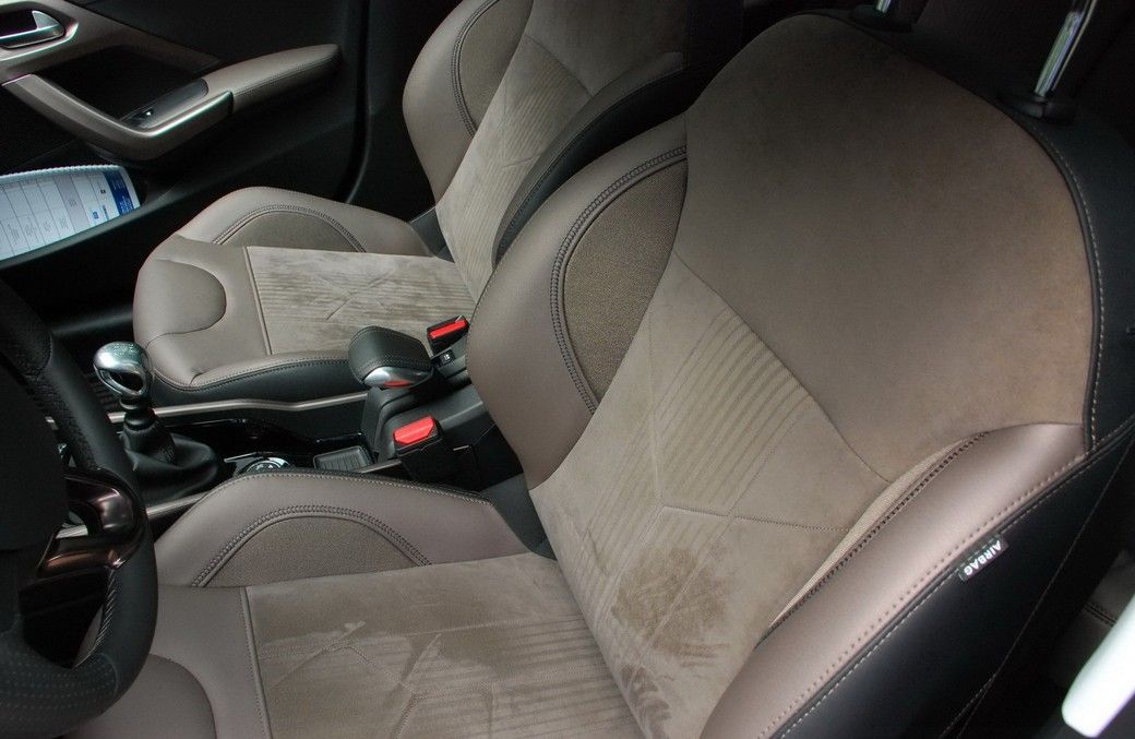 YEN PEUGEOT 2008 AVRUPA'DA YOLLARDA RESM GALERS