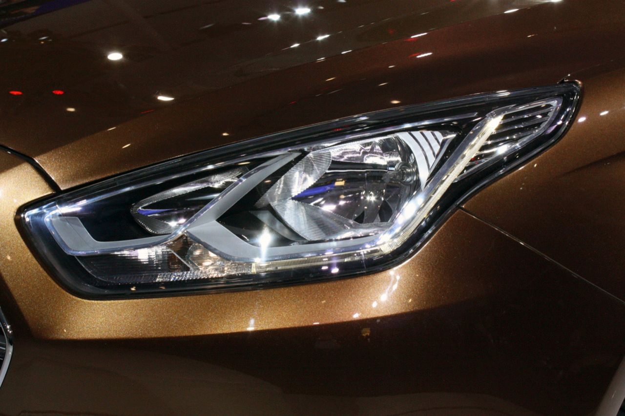 2014 FORD ESCORT PEKN FUARI RESM GALERS