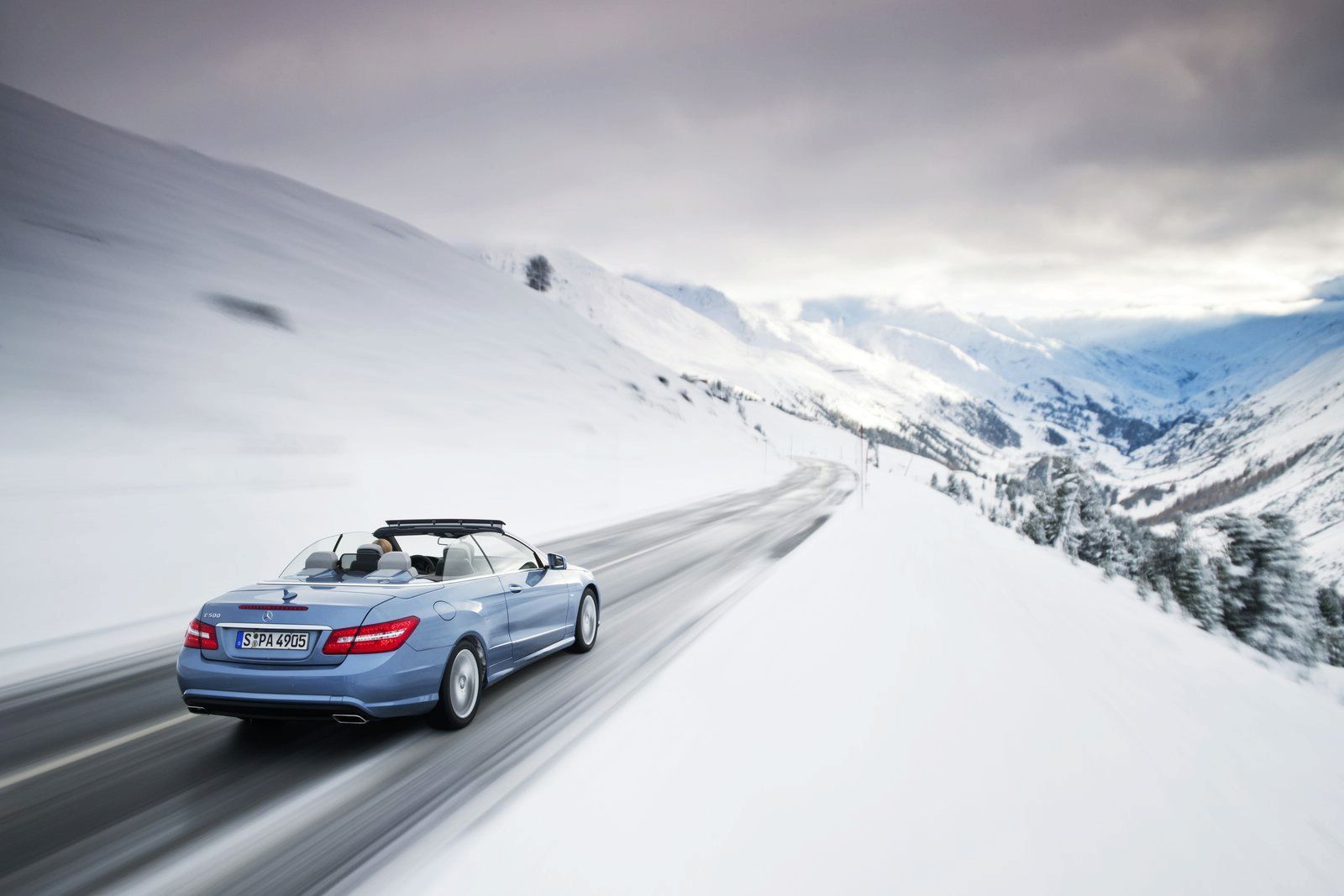 MERCEDES E CONVERTIBLE (2010) GALER