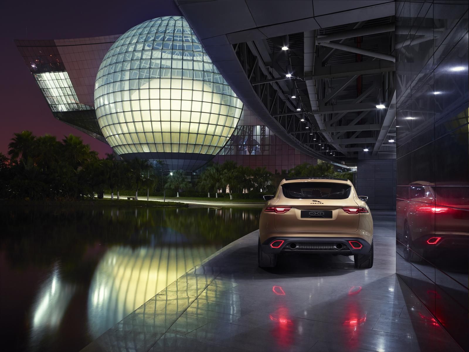 JAGUAR C-X17 KONSEPT GUANGZHOU RESM GALERS