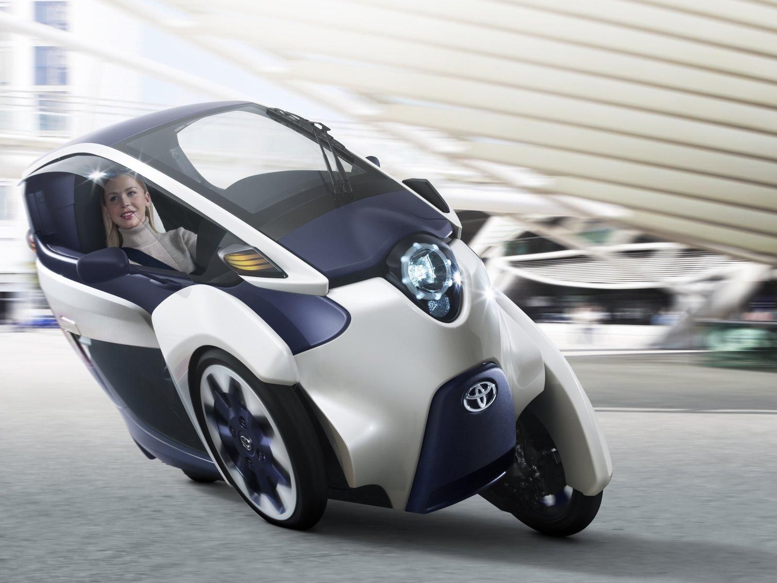 TOYOTA i-Road GALER