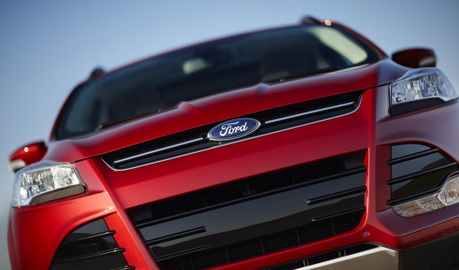 FORD KUGA (2013) GALER
