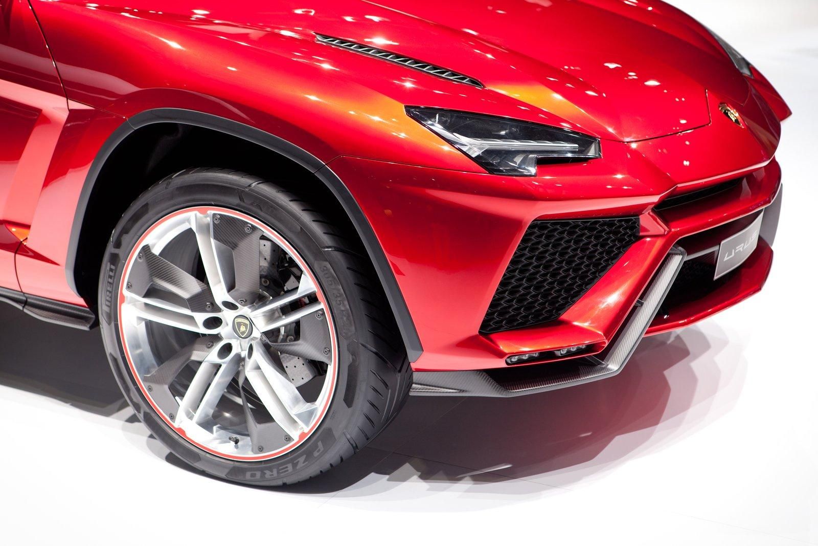 LAMBORGHN URUS KONSEPT GALER