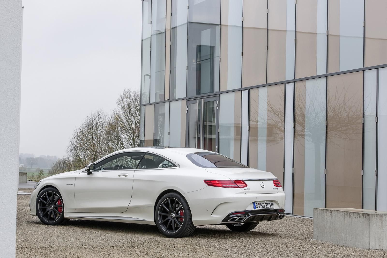 YEN 2014 MERCEDES S 63 AMG COUPE RESM GALERS
