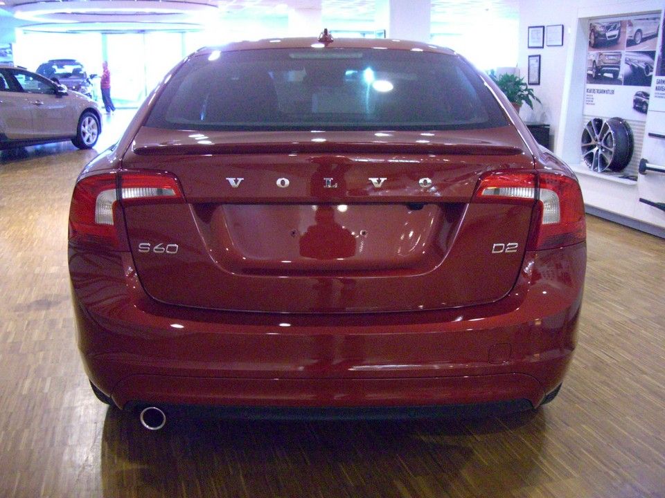 YEN MAKYAJLI 2014 VOLVO S60 SATITA RESM GALERS
