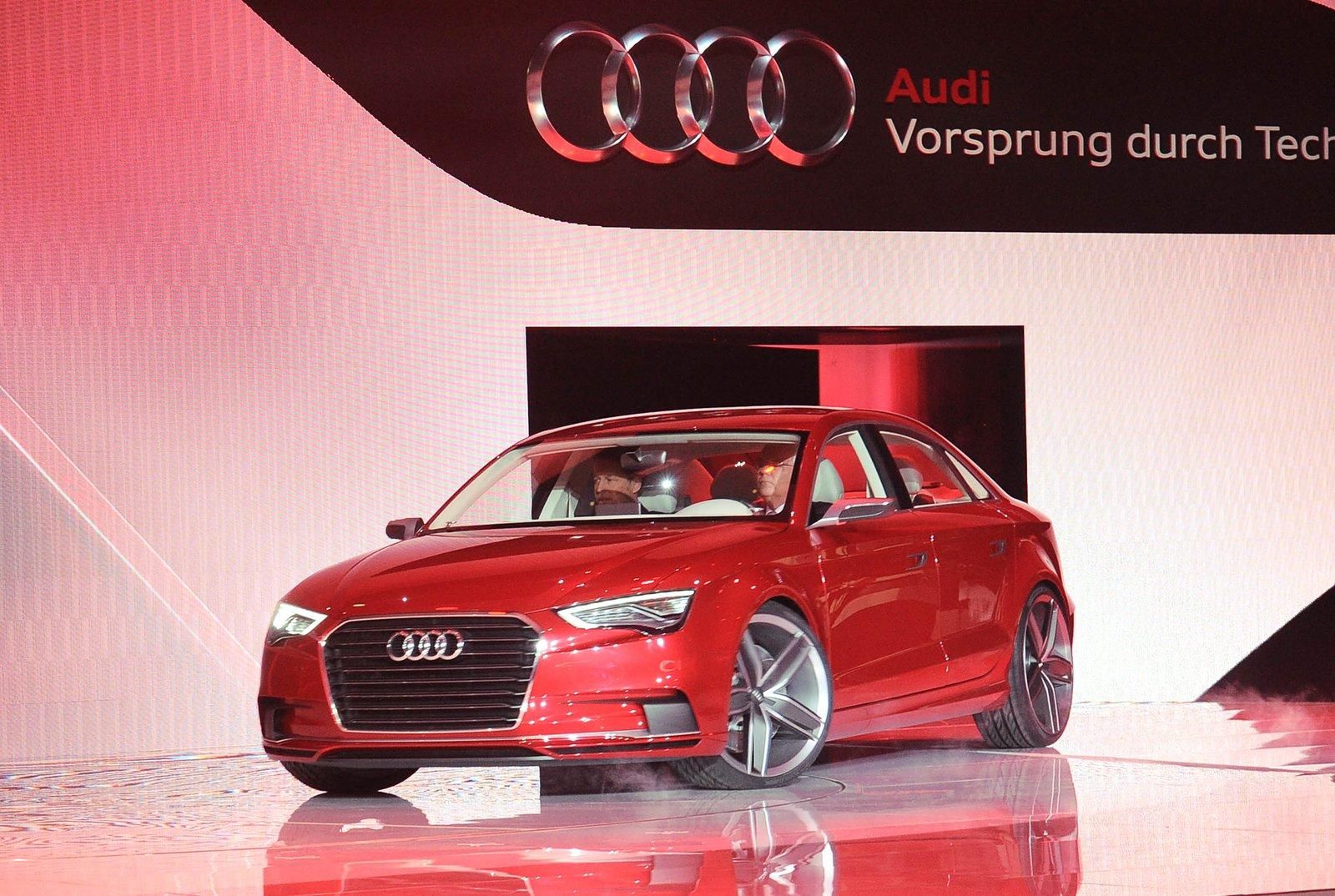 YEN AUD A3 SEDAN GALER