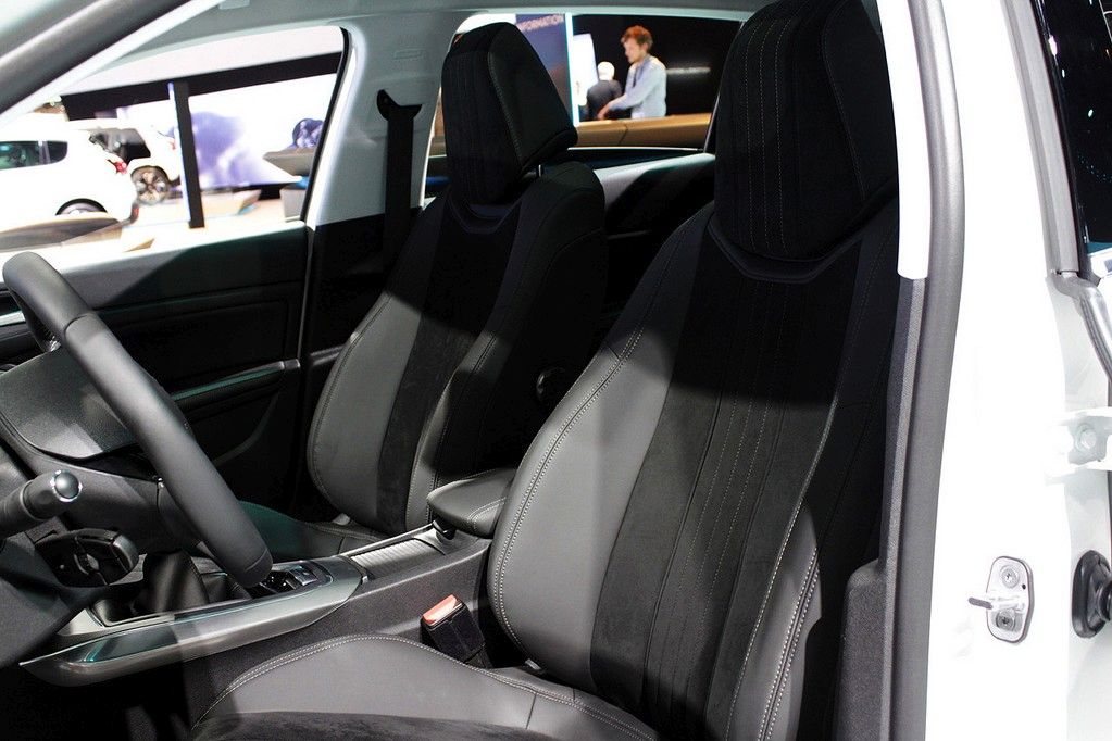 YEN PEUGEOT 308 FRANKFURT LANSMAN RESM GALERS