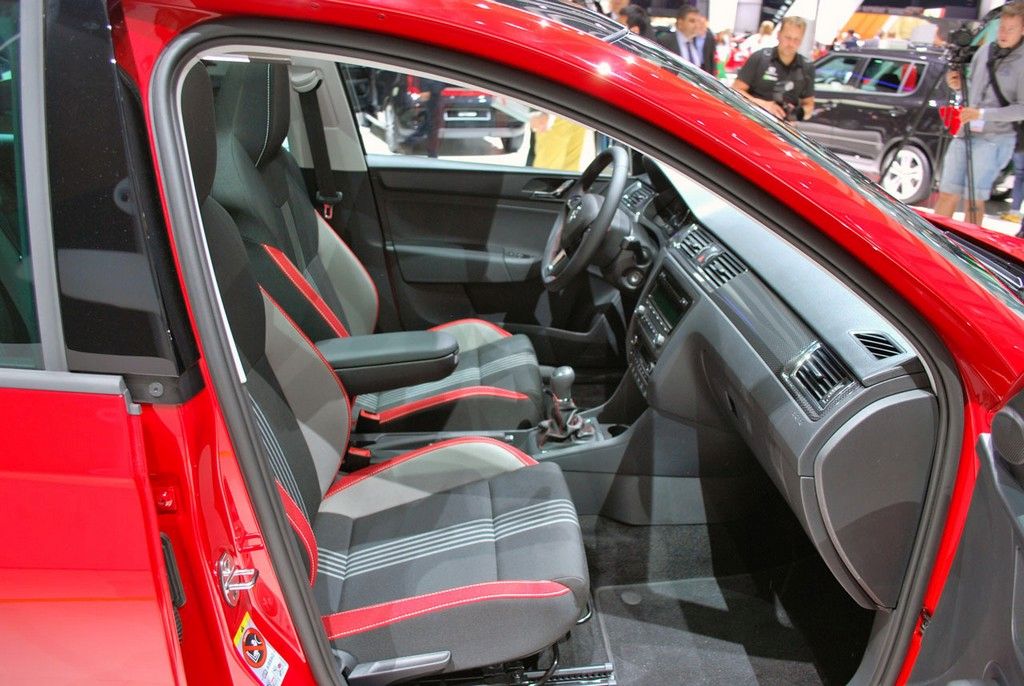 YEN RAPD SPACEBACK FRANKFURT LANSMAN RESM GALERS