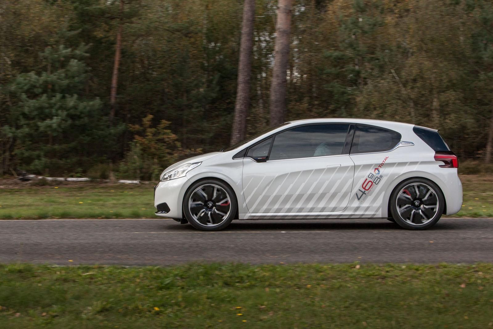PEUGEOT 208 FE HYBRID AYRINTILI RESM GALERS