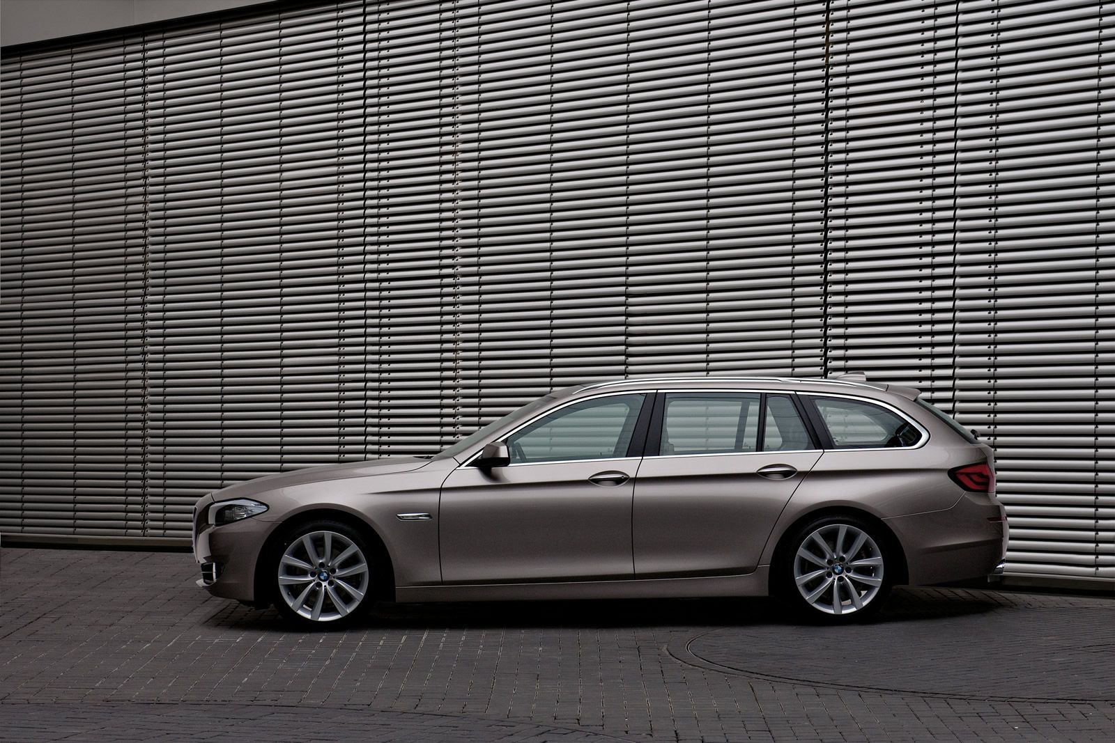 BMW 5 TOURING GALER