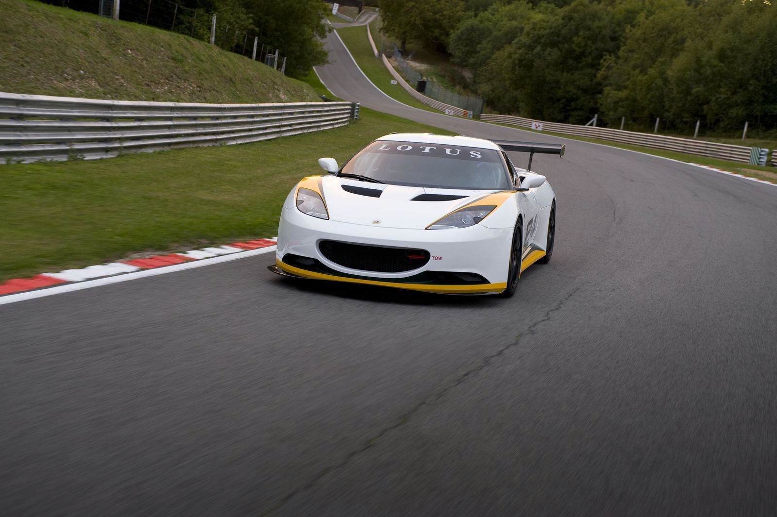 LOTUS EVORA (2008) GALER