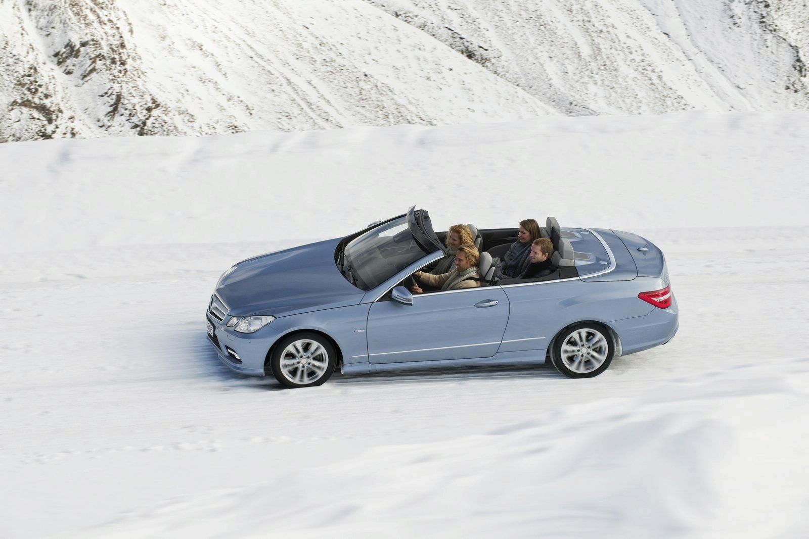 MERCEDES E CONVERTIBLE (2010) GALER