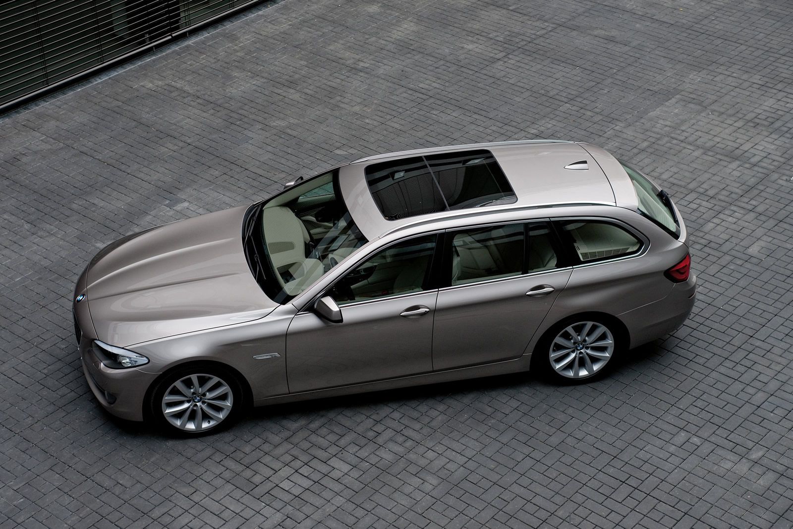 BMW 5 TOURING GALER