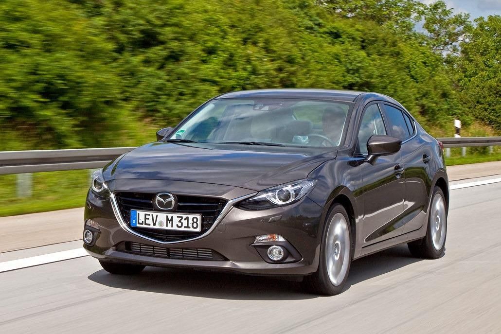 YEN MAZDA 3 SEDAN AYRINTILI RESM GALER