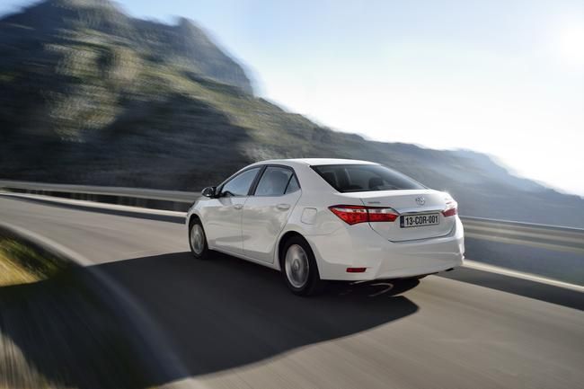 YEN TOYOTA COROLLA AYRINTILI RESM GALERS