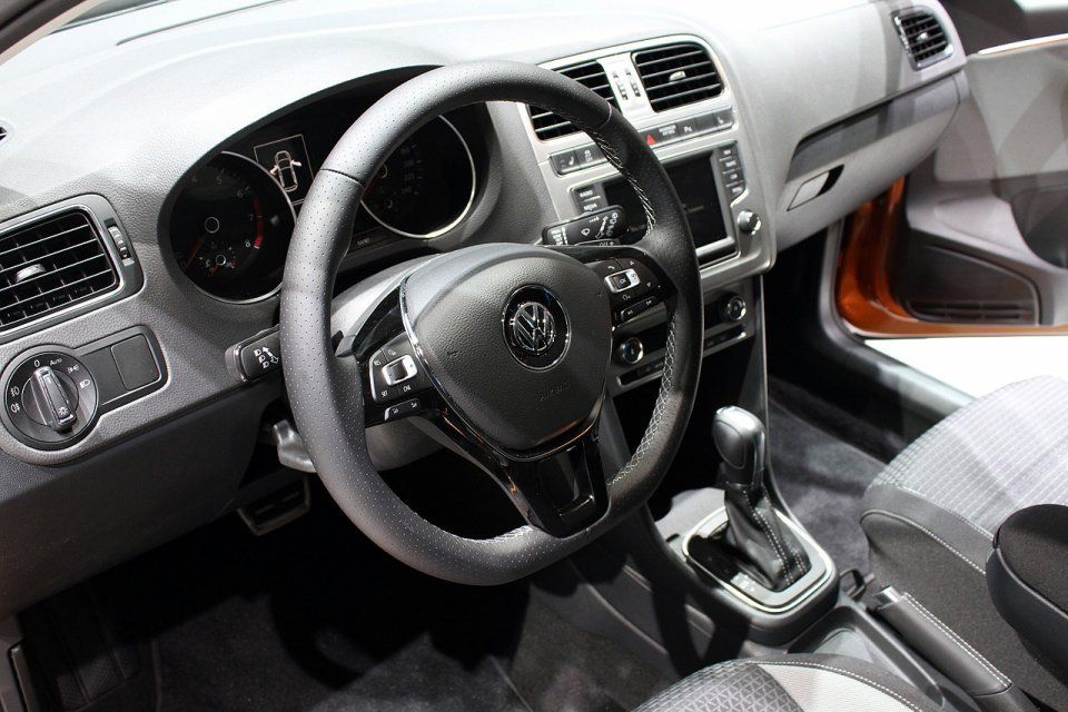 YEN MAKYAJLI VOLKSWAGEN CROSS POLO CENEVRE RESM GALERS