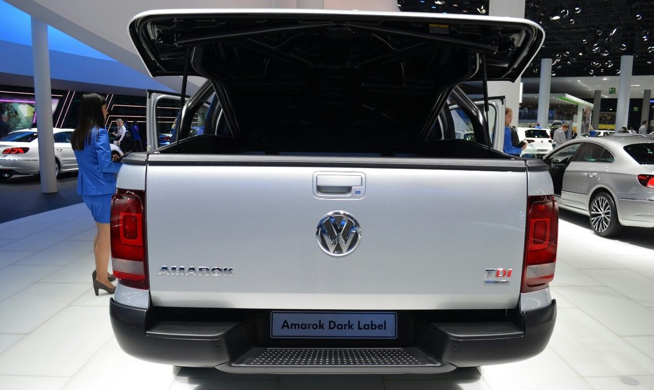 VOLKSWAGEN AMORAK DARK LABEL RESM GALERS