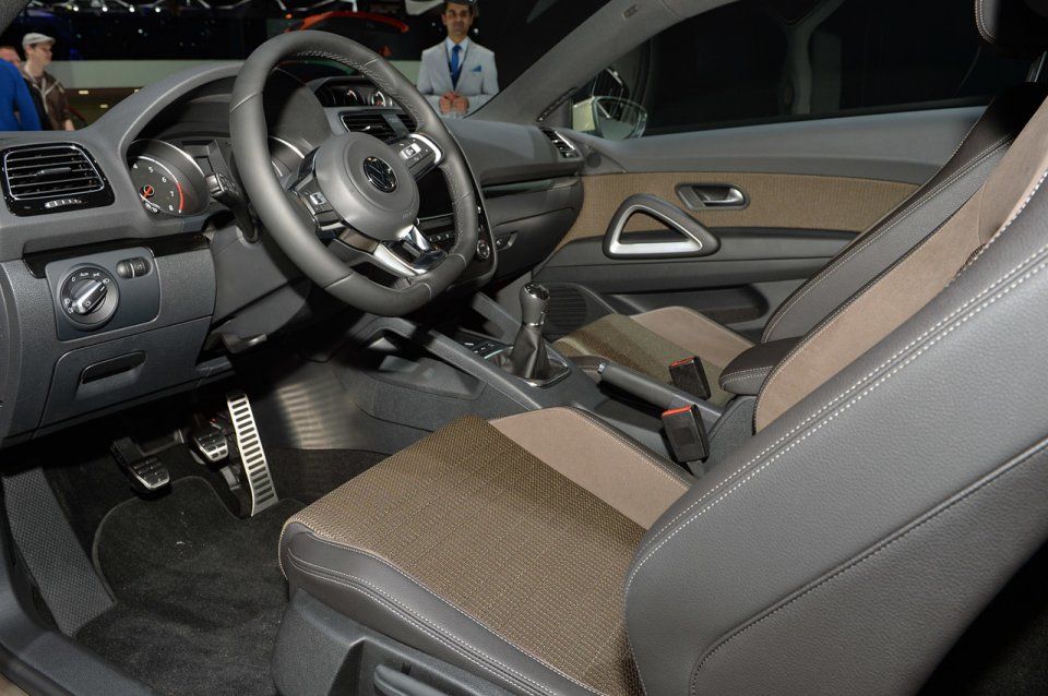 YEN MAKYAJLI VOLKSWAGEN SCROCCO CENEVRE RESM GALERS