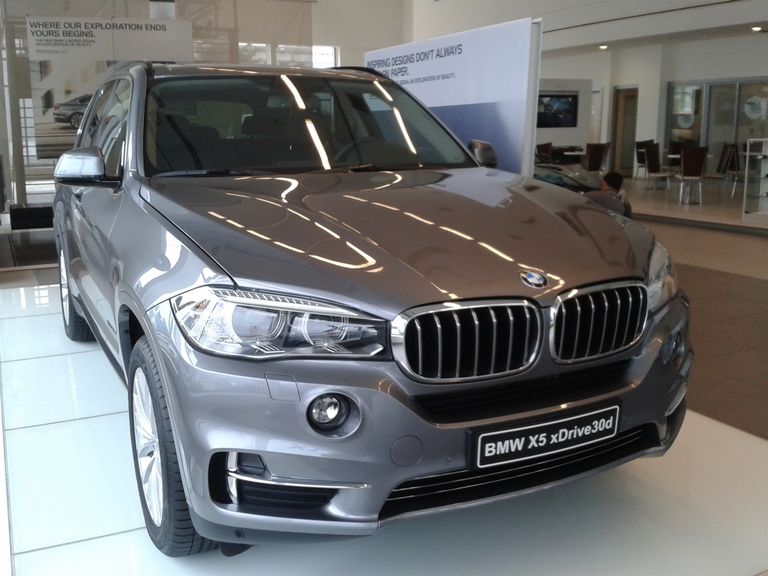YEN BMW X5 TRKYE'DE SATITA RESM GALERS