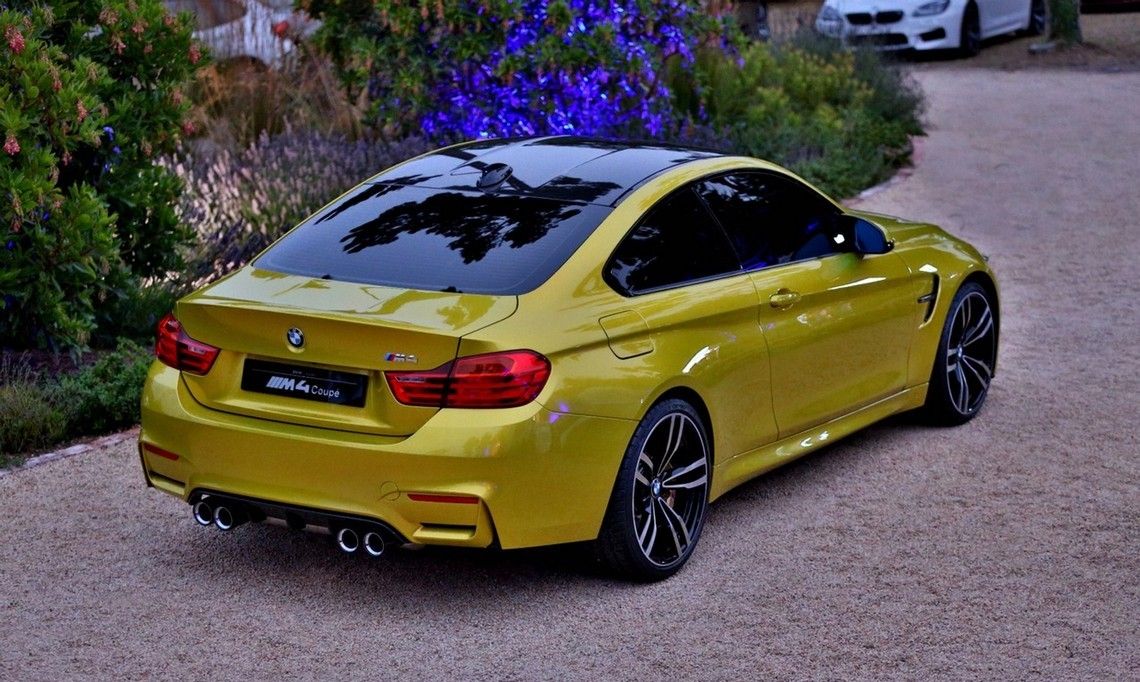 YEN BMW M4 COUPE KONSEPT PEEBLE BEACH TANITIM RESM GALERS