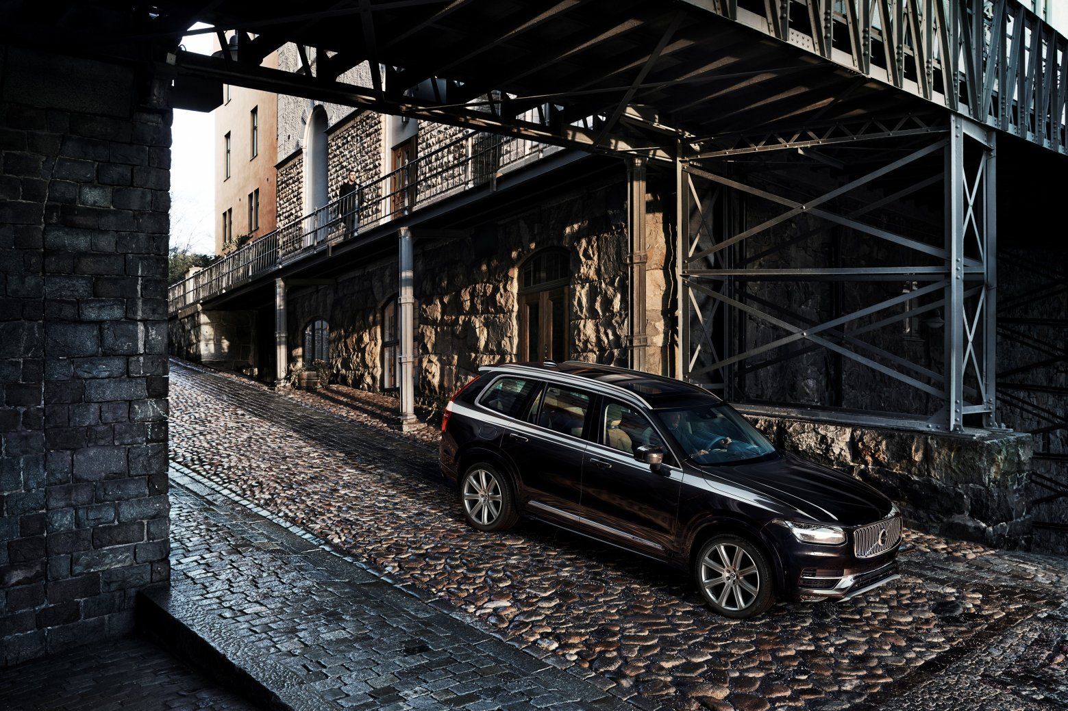 YEN 2015 VOLVO XC90 FRST EDTON RESM GALERS