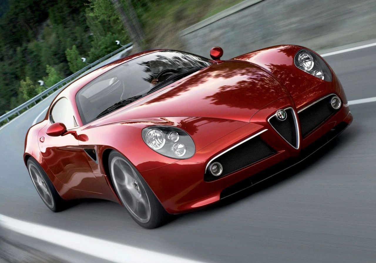 ALFA ROMEO 8C COMPETZONE GALER