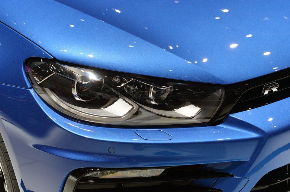 YEN MAKYAJLI VOLKSWAGEN SCROCCO R CENEVRE RESM GALERS