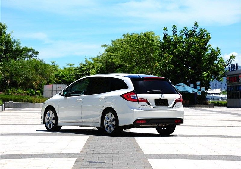 YEN HONDA JADE RESM GALERS