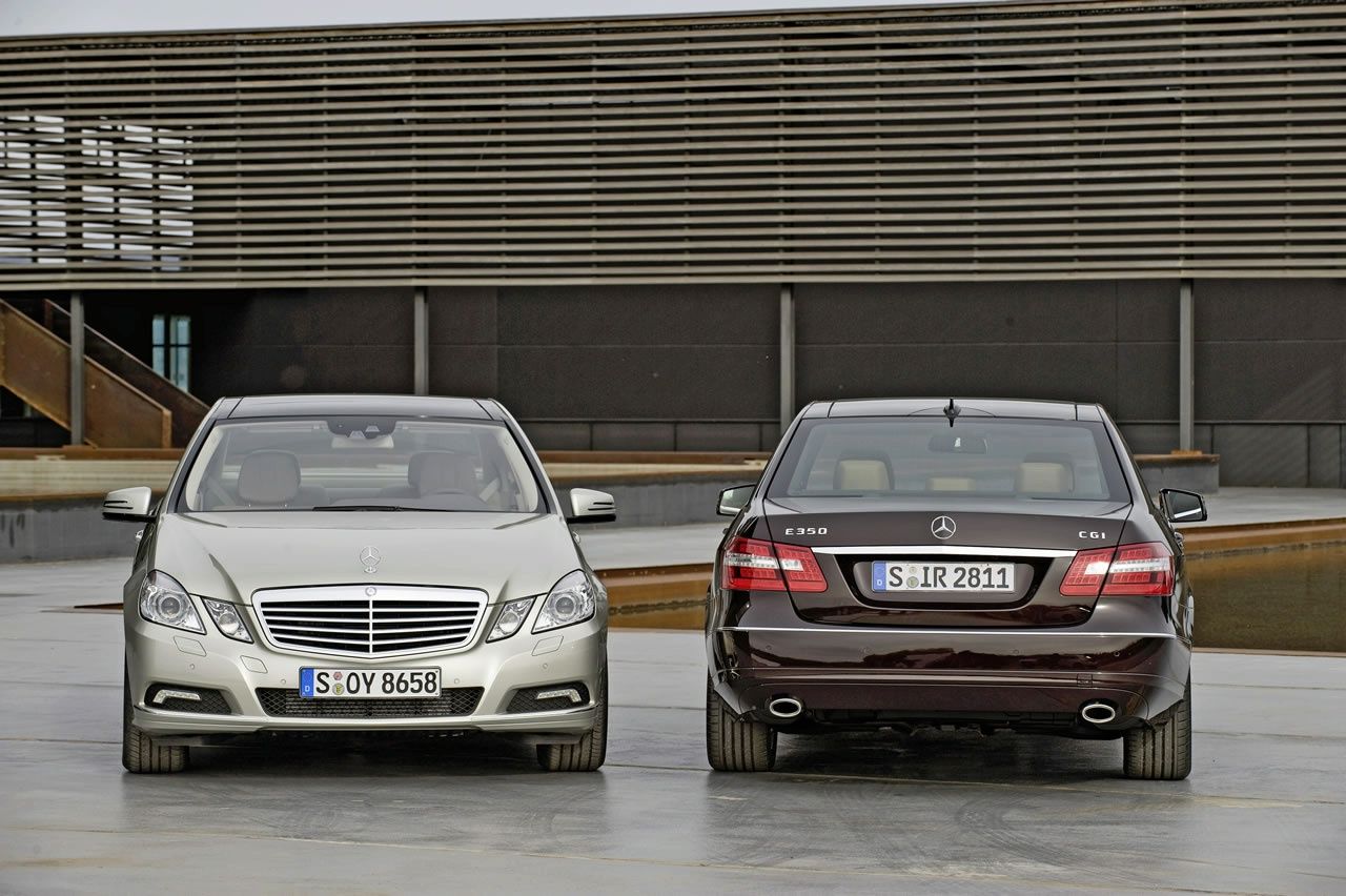 MERCEDES E SEDAN (2010)