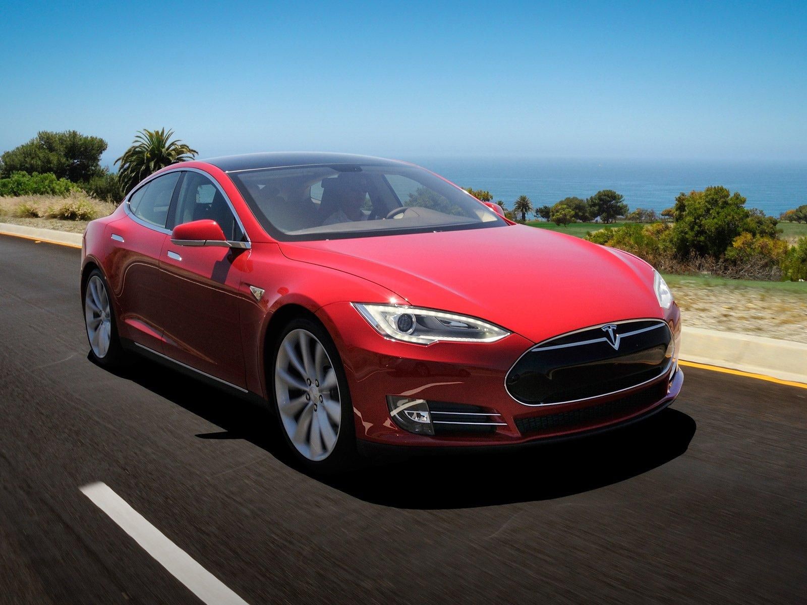 TESLA MODEL S RESM GALERS